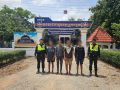 អាវុធហត្ថ​ស្រុក​អង្គរជុំ បង្រ្កាបក្មេងទំនើង ៤នាក់ ក្រោយ​លួច​បង្ហូរសាំងពីម៉ូតូប្រជាពលរដ្ឋ ជិះដើរលេងយប់យកមកធ្វើការអប់រំ